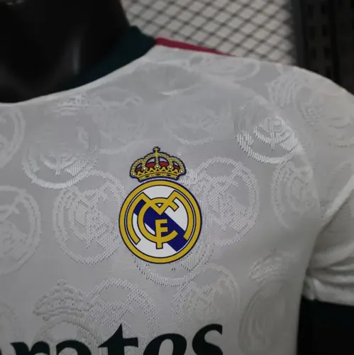 Camisa Edição Especial 04 Real Madrid Versão Jogador 2026/2027 Futebol   — view 5
