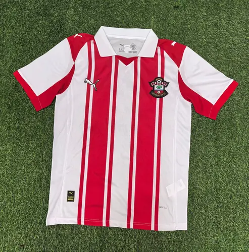 2025/2026 Southampton Home Football Shirt  — view 1
