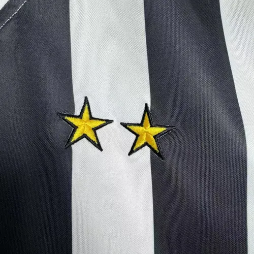 Camiseta de fútbol local retro de la Juventus 1996/1997  — view 7