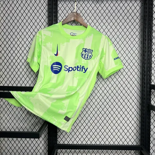 Camisa de Futebol Barcelona Terceira Fora 2024/2025  — view 3