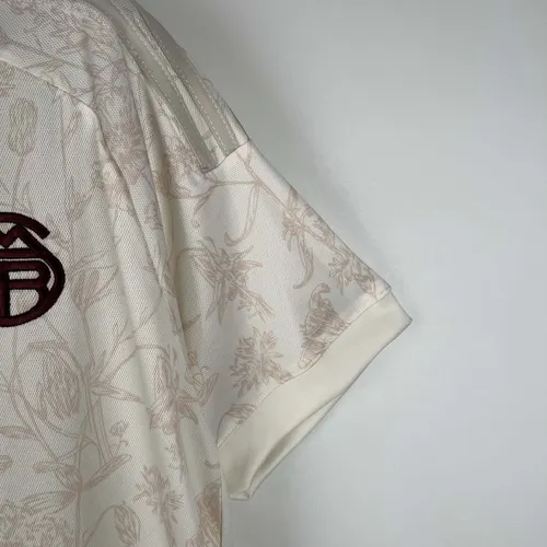 Camisa de Futebol Bayern Munich Terceira Fora 2023/2024  — view 7
