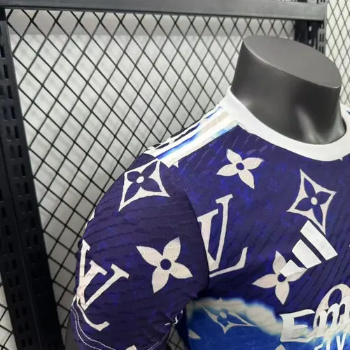 2025/2026 Spielerversion Real Madrid Sonderausgabe 37 Fußballtrikot  — view 6