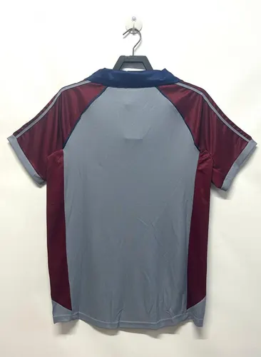 Maillot de football rétro extérieur Bayern Munich 1998/1999 lande — view 2