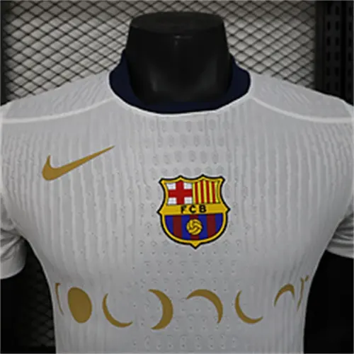 2024/2025 Spieler Version Barcelona Weißes Coldplay Trikot  — view 3