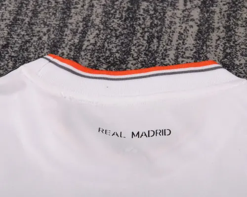 2013-2014 Retro Real Madrid Home Football Shirt  Kids Size — view 4