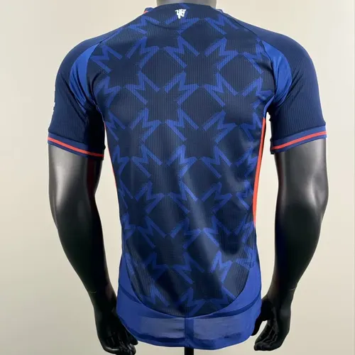 2025/2026 Player Version Manchester United Auswärts 01 Fußballtrikot  — view 2
