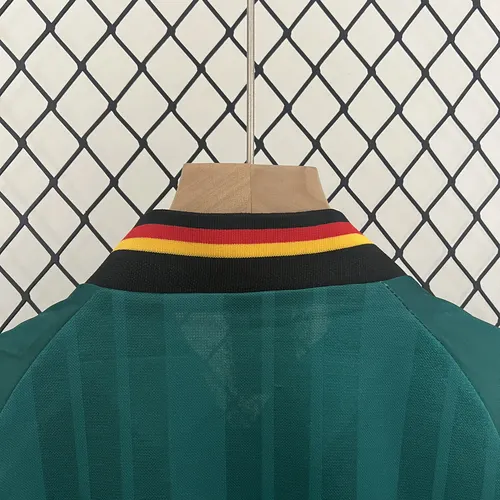 1992 Retro Deutschland Auswärts-Fußballtrikot AAA Fan-Qualität Kindergröße — view 8