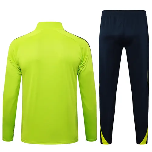 2025/2026 Real Madrid Grass Green Retro Version Half-Pull Training Suit Football Shirt  Set — view 2