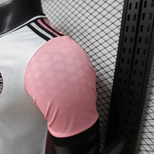 2026/2027 Spielerversion Inter Miami Sonderausgabe 01 Fußballtrikot   — view 8