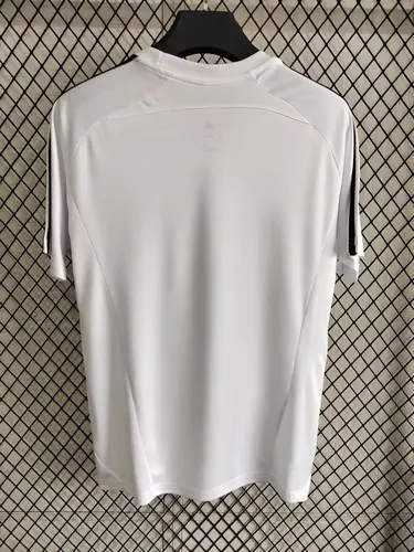 2025/2026 Real Madrid Crewneck T-shirt white Football Jersey  — view 2