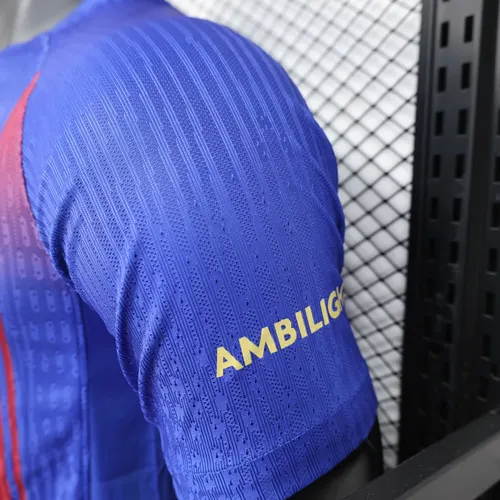 Maillot domicile Barcelona Version Joueur 2025/2026 Football Jersey  — view 9