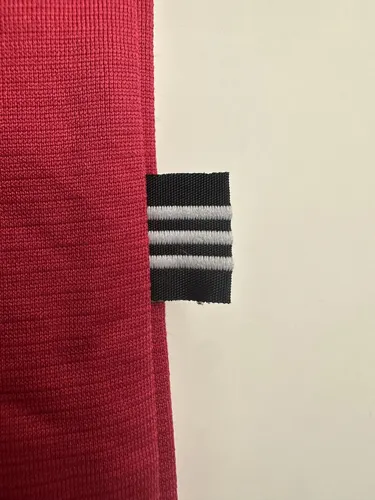 1995/1996 Retro Liverpool Home Football Jersey Long Sleeve  — view 4