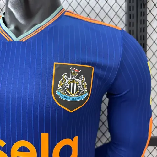 2025/2026 Camiseta de fútbol manga larga Versión Jugador Newcastle United Tercera Visitante  — view 5