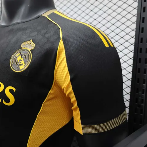 2025/2026 Player Version Real Madrid Special Edition Black and Gold Football Jersey  — view 7