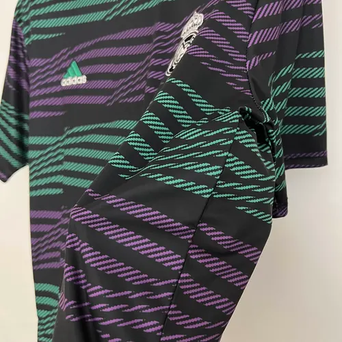 Camisa de Treino do Real Madrid 2023/2024 Listras Verdes e Roxas — view 7
