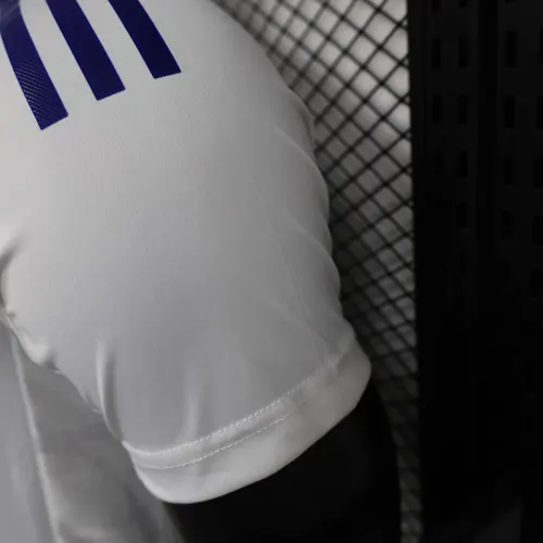 2024/2025 Spielerversion Lyonnais Heim-Fußballtrikot  — view 7
