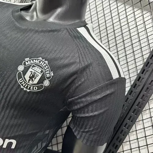 2026/2027 Spielerversion Manchester United Torwarttrikot   — view 9