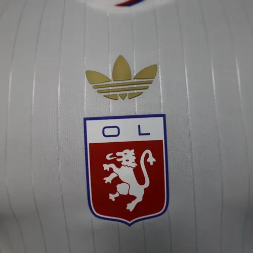 2025/2026 Spielerversion Lyon Jubiläumsausgabe Fußballtrikot  — view 4