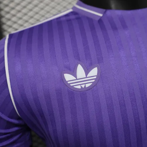 2025/2026 Version Joueur Real Madrid Special Edition 07 Maillot de Football  — view 4