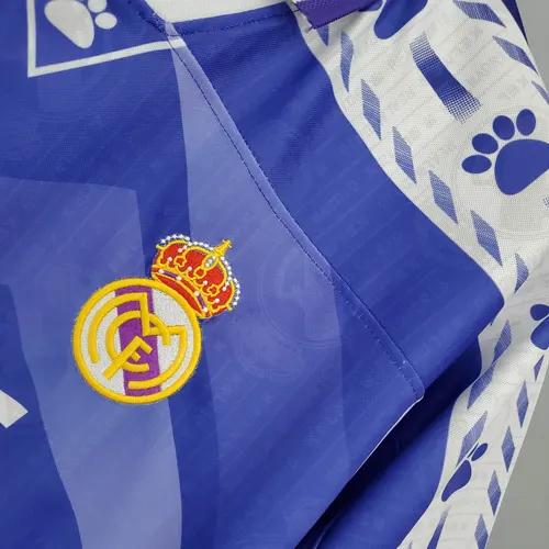 1996/1997 Retro Real Madrid Auswärts Fußballtrikot AAA fan-gradät — view 5