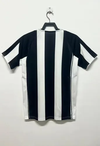 2004/2005 Retro Juventus Camisa de Futebol Casa  — view 2