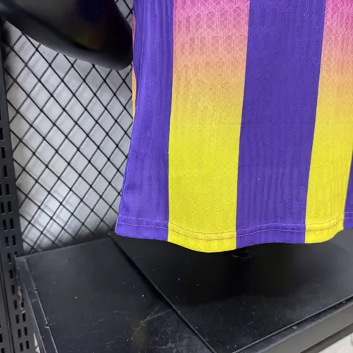 2026/2027 Player Version Barcelona Special Edition Red Purple Football Jersey   — view 10