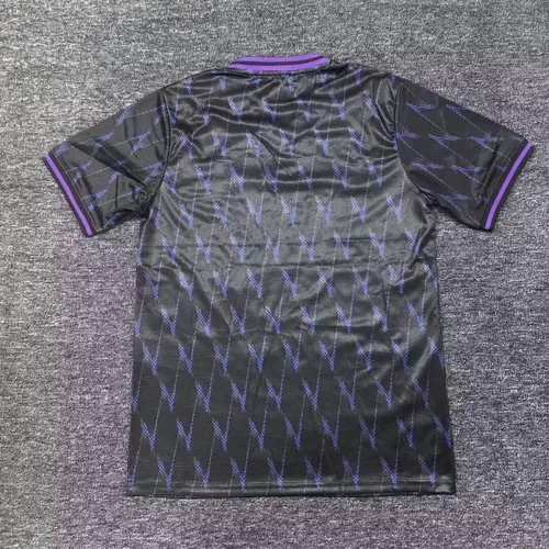 Camisa de Futebol Edição Especial Preta e Roxa 2025/2026 Real Betis  — view 2