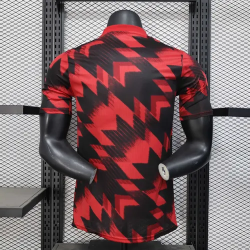 2025/2026 Tenue d'entraînement Manchester United version joueur 01 landaise — view 2
