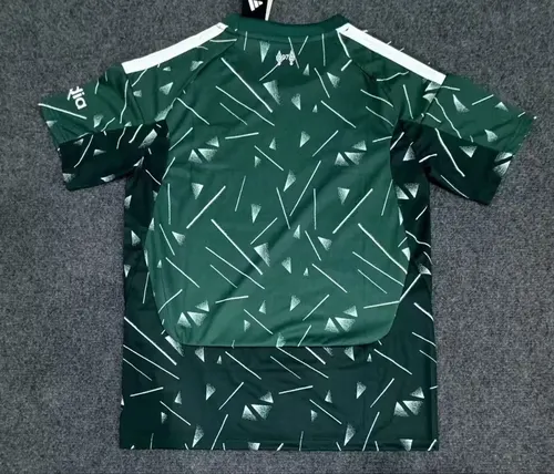 2026/2027 Liverpool Torwart Grün Fußballtrikot   — view 2