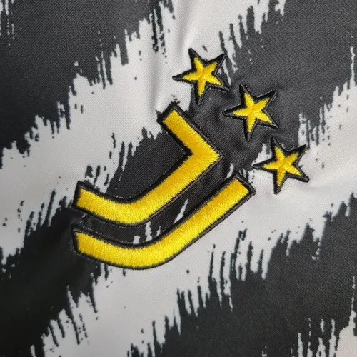 2023/2024 Juventus Home Soccer Jersey   — view 5