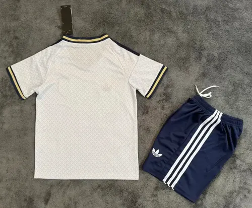 2026 Italien Auswärts Fußballtrikot AAA fan-gradät Kindergröße — view 2