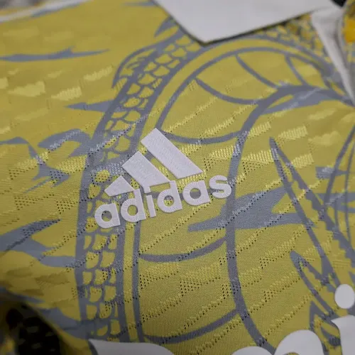 2025/2026 Version Joueur Real Madrid Special Edition 05 Maillot de Football  — view 4