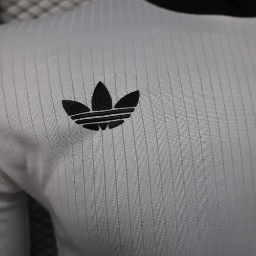 Camisa Alemanha 125º Aniversário Versão Jogador Manga Longa 2025/2026  — view 4