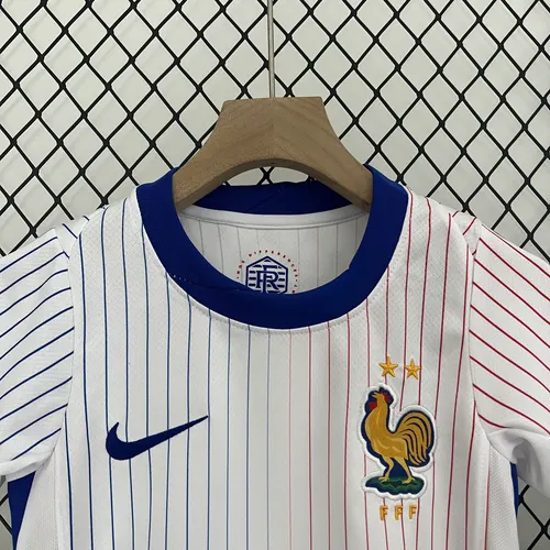 2024 France Auswärtstrikot AAA Fan-Qualität Kindergröße — view 3
