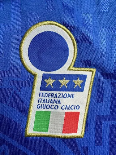 1995 Retro Italy Home Soccer Shirt  — view 6