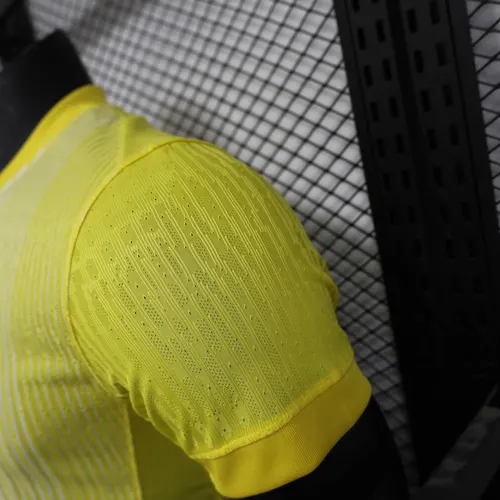 2025-2026 Player Version France Goalkeeper Soccer Jersey  — view 6