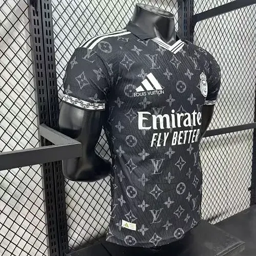 قميص ريال مدريد لكرة القدم الإصدار الخاص 07 نسخة اللاعب 2026/2027 جودة تايلندية  — view 4