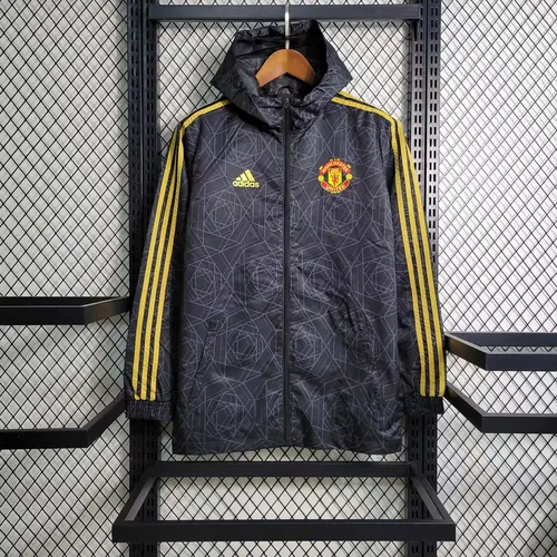 2023/2024 Manchester United Windbreaker black — view 1