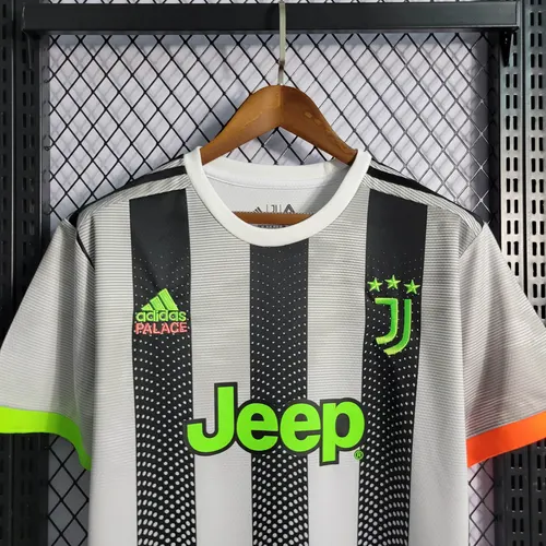 2019/2020 Retro Juventus Gemeinschaftsausgabe Schwarz-Weiß Streifen Fußballtrikot  — view 3