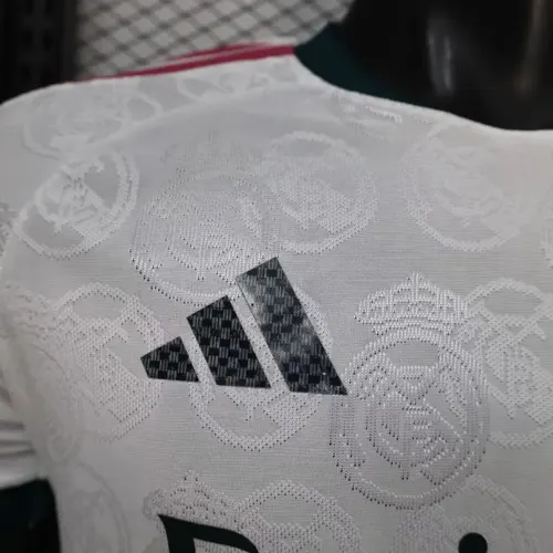 Camisa Edição Especial 04 Real Madrid Versão Jogador 2026/2027 Futebol   — view 4