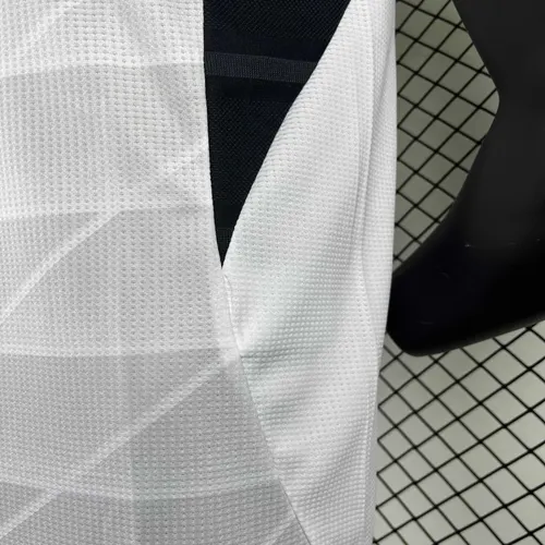 2025/2026 Spielerversion Bayern München drittes Auswärts-Fußballtrikot  — view 9