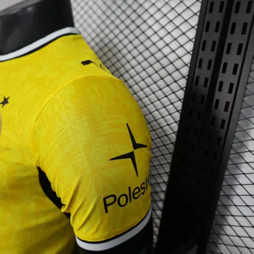 2026/2027 Player Version Dortmund Home Football Shirt   — view 4