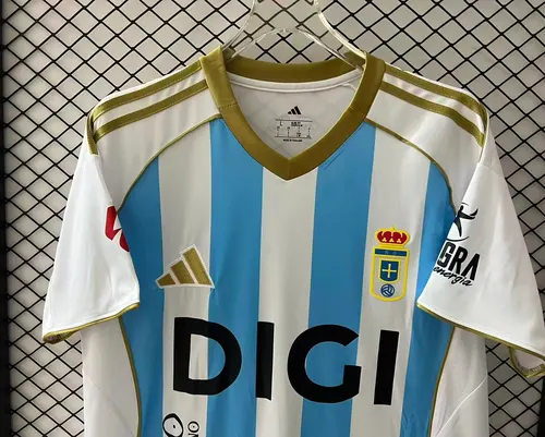 Camisa de Futebol Real Oviedo Quarto Visitante 2025/2026  — view 3