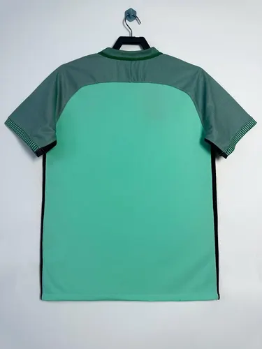Maillot de football extérieur Portugal rétro 2016  — view 2