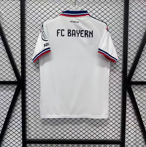 2026/2027 Bayern München Auswärts Fußballtrikot   — view 2