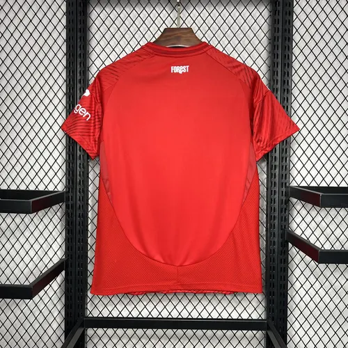 Camisa de Futebol Casa Nottingham Forest 2024/2025  — view 2