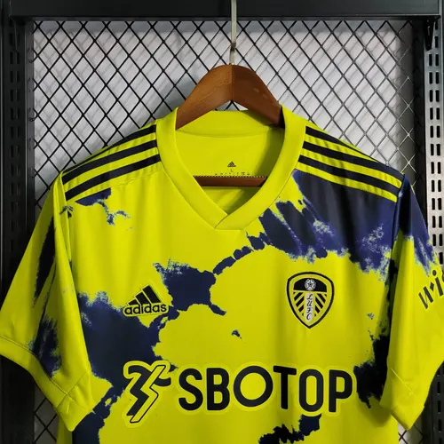 2022/2023 Leeds United Auswärts Fußballtrikot — view 4