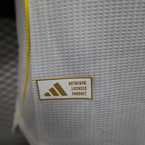 2025/2026 Versión Jugador Camiseta de Fútbol Local Real Madrid  — view 9