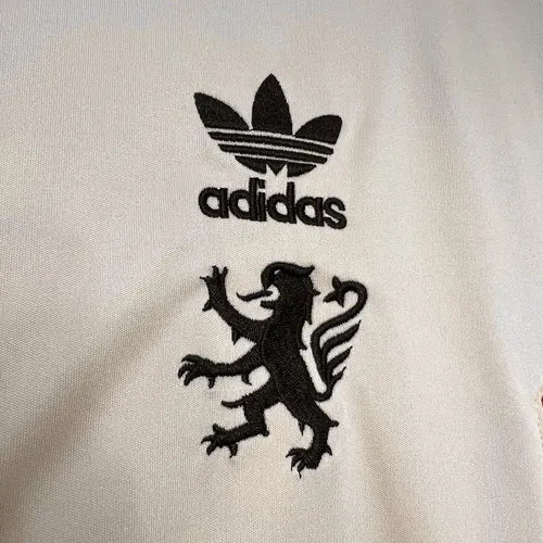 2024/2025 Lyonnais Camiseta Edición Especial  — view 5