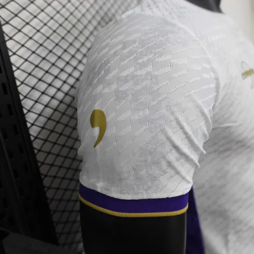 2025/2026 Versión Jugador Real Madrid Edición Especial 09 Camiseta de Fútbol  — view 7